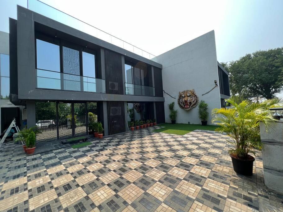 Stayhaven Starmount 4Bhk & Pool Mumbai Luaran gambar