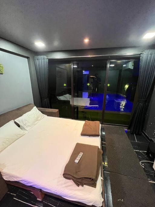 Stayhaven Starmount 4Bhk & Pool Mumbai Luaran gambar