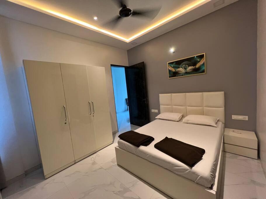 Stayhaven Starmount 4Bhk & Pool Mumbai Luaran gambar