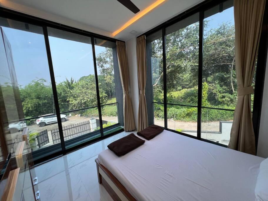 Stayhaven Starmount 4Bhk & Pool Mumbai Luaran gambar